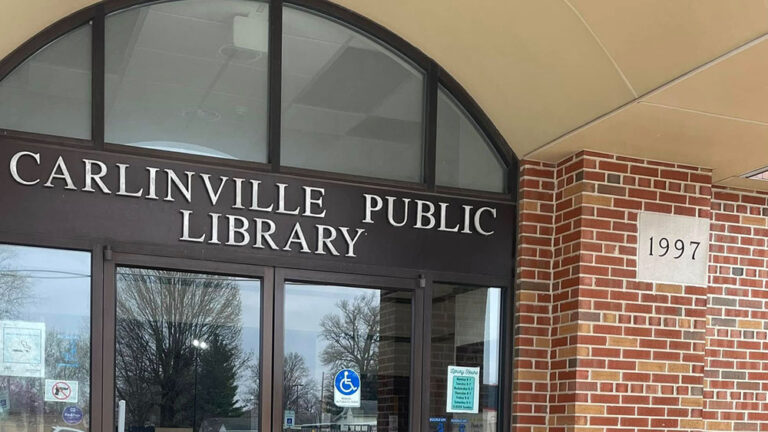 Carlinville Public Library Entrance